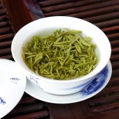 贵天下都匀毛尖青花瓷大铁盒120克（3 克*40包）