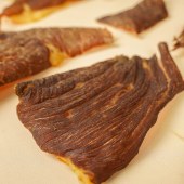 天生好果牛肉薄脆片（原味）100克